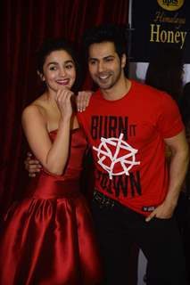 Alia - Varun - Kriti at Kids Choice Awards