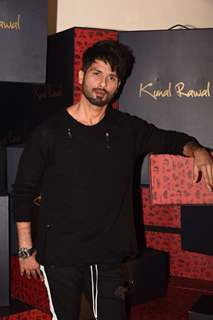 Stylish Shahid Kapoor at Kunal Rawal's Store Launch