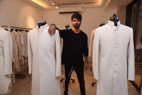 Stylish Shahid Kapoor at Kunal Rawal's Store Launch