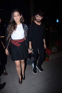 Mira Rajput walks hand-in-hand with husband Shahid Kapoor