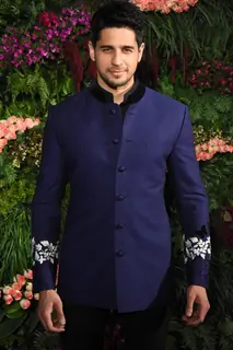 Bachchan's, SRK, Ranbir, Varun, Katrina and others at the Reception