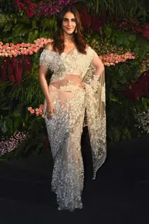 SRK, Priyanka, Ranbir, Katrina, Varun, Kriti and others at the Reception