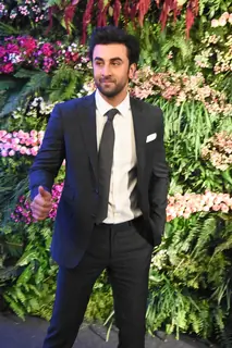 SRK, Priyanka, Ranbir, Katrina, Varun, Kriti and others at the Reception