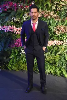 SRK, Priyanka, Ranbir, Katrina, Varun, Kriti and others at the Reception
