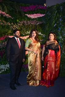 SRK, Priyanka, Ranbir, Katrina, Varun, Kriti and others at the Reception