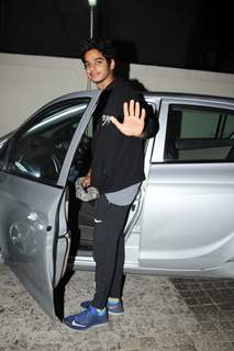 Ishaan Khattar waving at the media