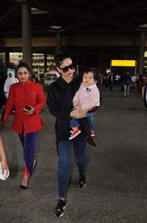 Mira with Misha Kapoor and Kareena with Taimur Ali Khan snapped