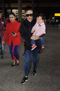 Mira with Misha Kapoor and Kareena with Taimur Ali Khan snapped