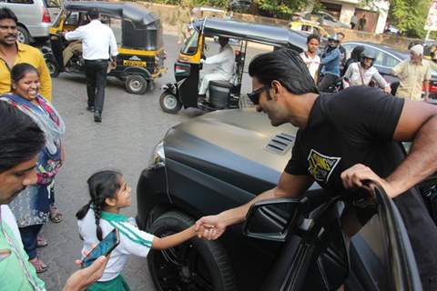 Ranveer Singh greets a little fan