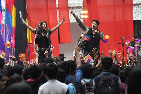 Aiyaary: Sidharth and Rakul shoot for a promotional song