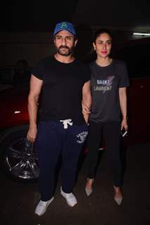 Kareena - Saif, Soha - Kunal at Kaalakaandi screening