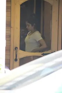 Jhanvi Kapoor - Ishaan Khattar's lunch date