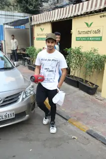 Jhanvi Kapoor - Ishaan Khattar's lunch date