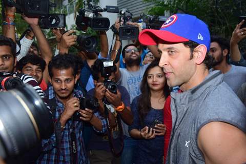 The charming Hrithik Roshan celebrates his Birthday with the media