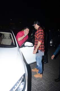 Ranbir Kapoor dines with his family