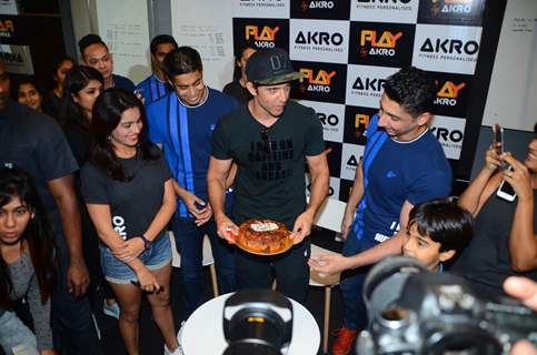 A dashing Hrithik Roshan at a Gym launch