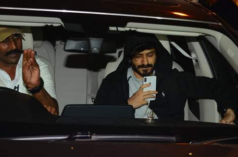 Anil's son Harshvardhan Kapoor arrives