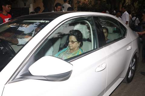 Bollywood Celeb's pay their condolences to the Kapoor Family