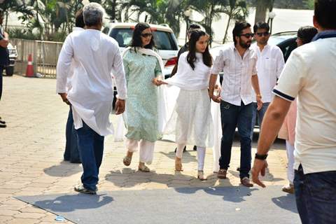 Shraddha Kapoor with her Family!