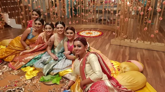All Ladies at Manasi Mehndi from Yeh Rishta Kya Kehlata Hai