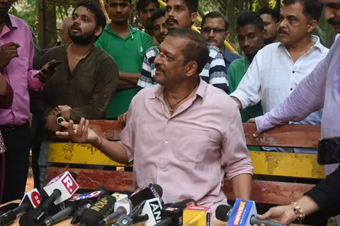 Nana Patekar and Vinita Nanda's press conference