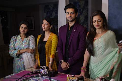 Shakti Arora aka Kunal Malhotra, Drashti Dhami aka Nandini Thakur, Aditi Sharma, Jaya Bhattyacharya