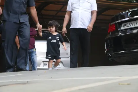 Taimur and Inaaya snapped at a playschool