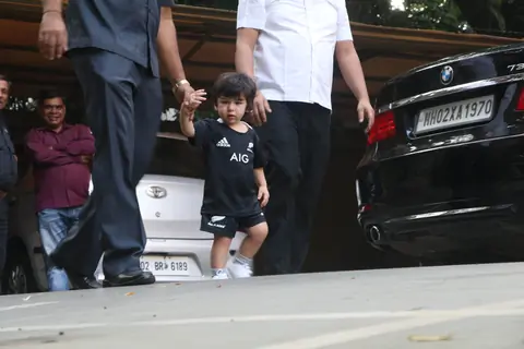 Taimur and Inaaya snapped at a playschool
