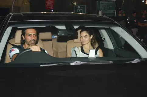 Arjun Rampal snapped along with his girlfriend