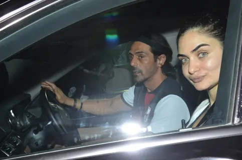 Arjun Rampal snapped along with his girlfriend
