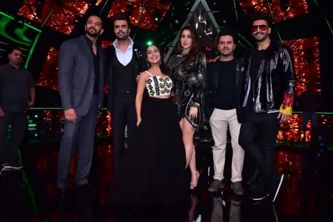 'Simmba' cast with Indian Idol judges