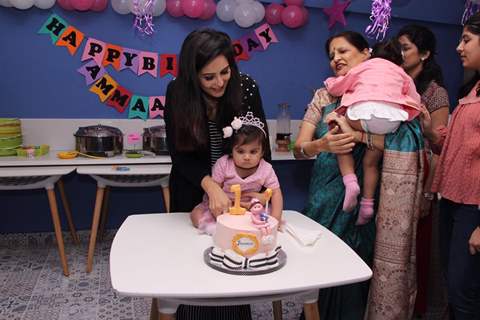 Chahat Khanna daughter Amaira First Birthday celebrationt