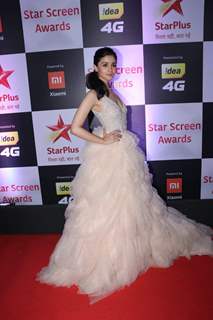 Alia Bhatt at Star Screen Awards 2018