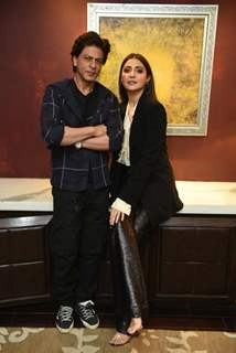 Shah Rukh and Anushka snapped at 'Zero' promotions