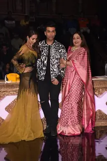 Karan Johar, Malaika Arora, and Kirron Kher at India's Got Talent for URI promotions