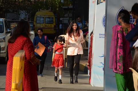 Aishwarya Rai Bachchan snapped with Aaradhya Bachchan at Ambani School