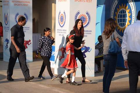 Aishwarya Rai Bachchan snapped with Aaradhya Bachchan at Ambani School