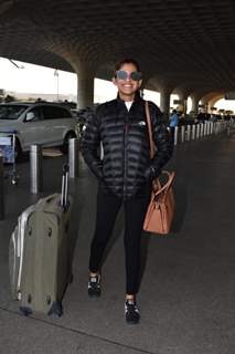 Kubbra Sait Snapped at the Airport