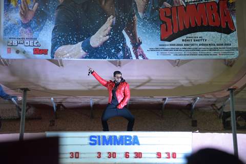 Ranveer Singh snapped during screenings of Simmba at Gaiety Theatre, Bandra