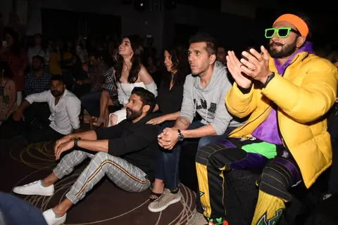 Raveer Singh, Alia Bhatt, Farhan Akhtar, Zoya Aktar and Ritesh Sidwani at Gully Boy Trailer launch