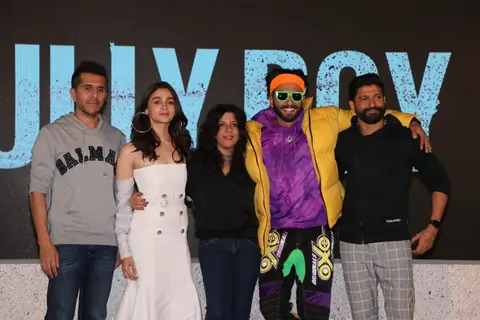Raveer Singh, Alia Bhatt, Farhan Akhtar, Zoya Aktar and Ritesh Sidwani at Gully Boy Trailer launch