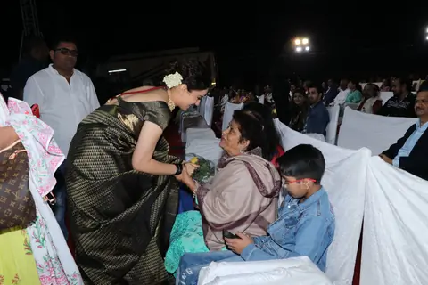 Kangana Ranaut and Saroj Khan snapped at Marathi Taraka Awards 2019