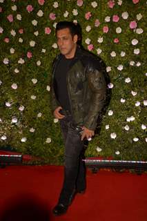 Salman Khan at Amit Thackeray's reception