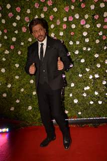 Shah Rukh Khan at Amit Thackeray's reception