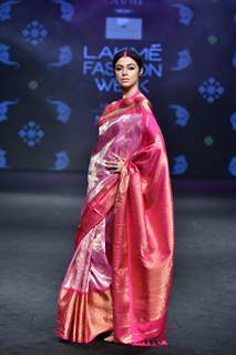 Divya Khosla Kumar walks the ramp for fashion designers at 'Lakme Fashion Week'