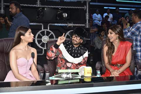 Ranveer-Alia on the sets of Super Dancer