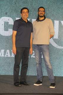 Ronnie Screwvala and Abhishek Chaubey of Sonchiriya at the trailer launch