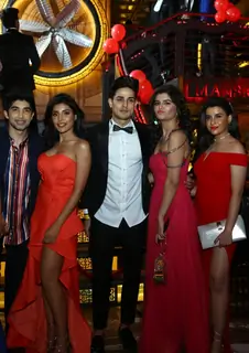 ALTBalaji hosts glamorous prom night to remember!