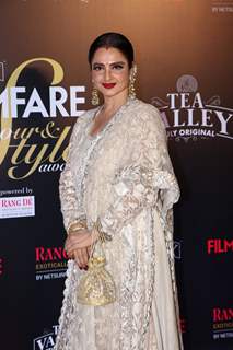 Rekha attend Filmfare Awards