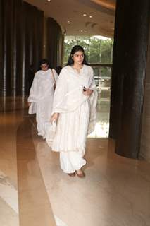 Athiya Shetty at Vikram Phadnis mother's prayer meet